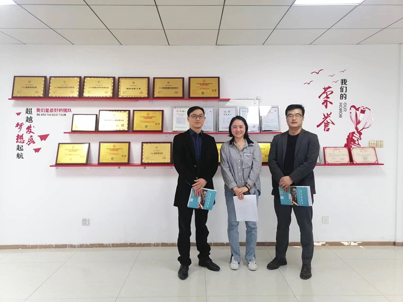 热烈欢迎山东青岛客商莅临乐鱼官方网站-乐鱼online（中国）
参观考察