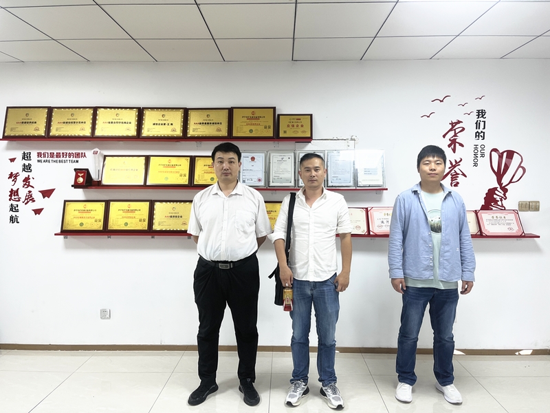 热烈欢迎来自非洲客商一行莅临乐鱼官方网站-乐鱼online（中国）
参观考察